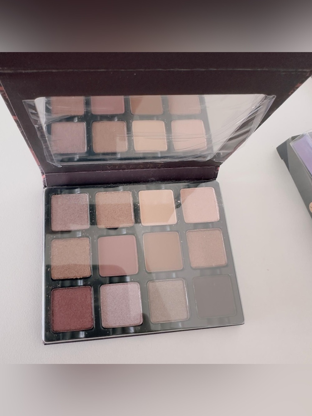 NWT Viseart Cashmerie Étendu Eyeshadow Palette - Picture 4 of 8